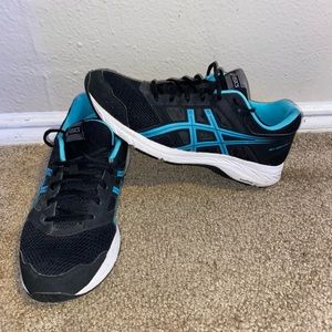 Asics Women Gel Contend 5 Size 11 1/2 Baby blue/black
